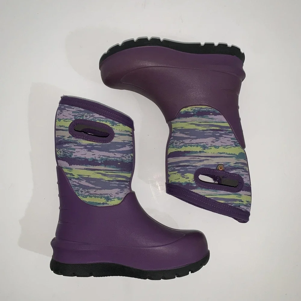 Bogs Neo-Classic Sunset Boots Kids Size 2 Purple Camo Print Waterproof Winter
